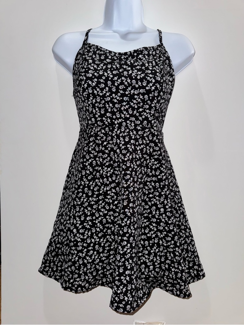 SHEIN Black and White Floral Dress